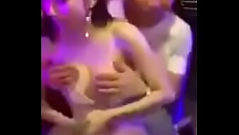 Pengantin Wanita Cina Yang Ganas Terekspos Di Video Porno